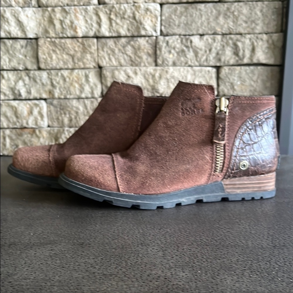 Sorel Brown Ankle Booties with Rugged Sole